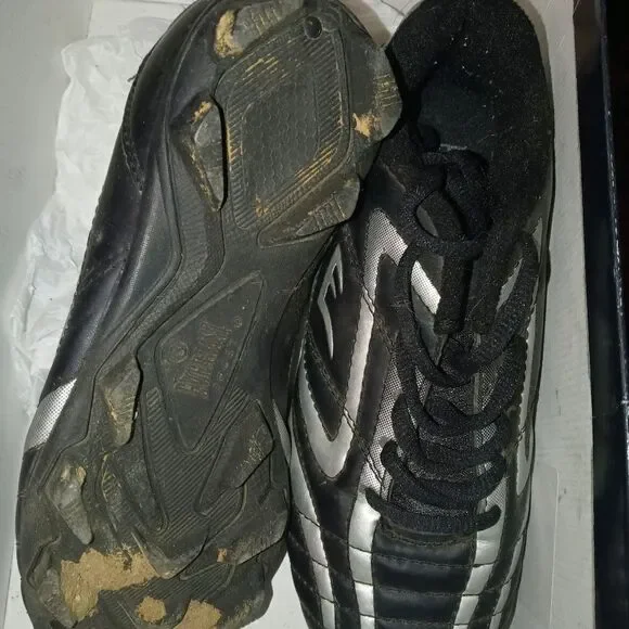 Cleats   - Picture 3 of 3